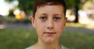 Стаття 11-річний хлопчик зібрав 50 тисяч гривень на реабілітацію солдату, який втратив ногу у бою Ранкове місто. Одеса